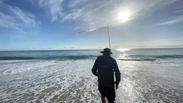 Surf fishing in Australia '' Catch highlight '' 2022-12-23 00:47:15