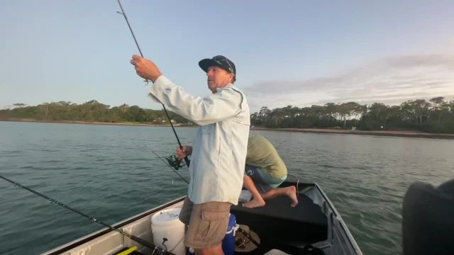 Fishing a secluded bay in Australia '' Catch highlight '' 2023-02-06 12:54:06